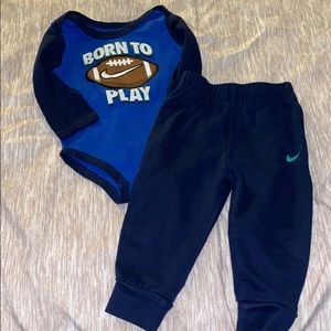 Nike Born to Play Football 2-Piece Bodysuit Set